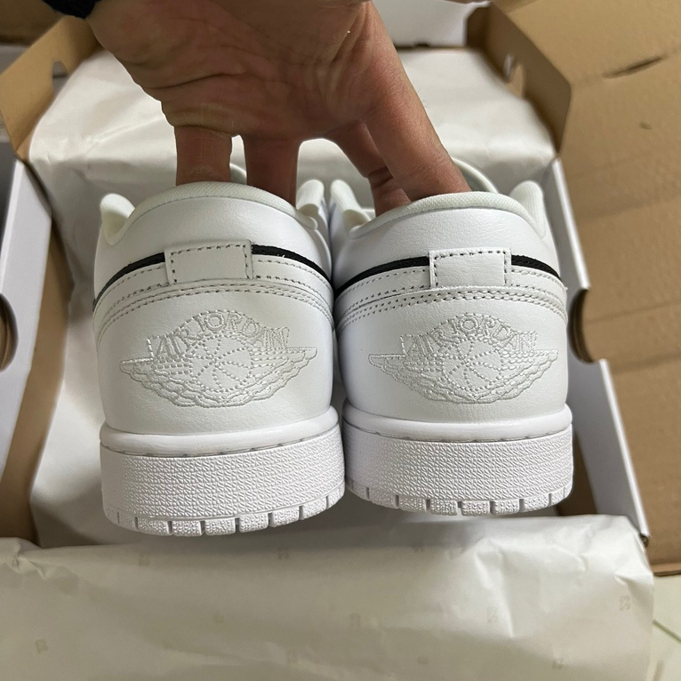 Giày Sneaker Jordan 1 Low Panda SC