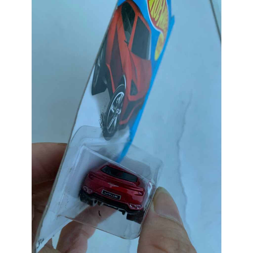 Hot Wheels Lamborghini Urus