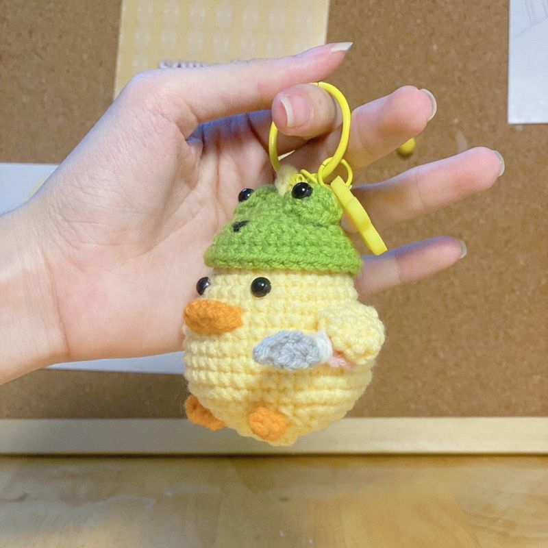 Móc khoá vịt vàng cầm dao đội mũ ếch bằng len handmade |🌻Hoa Hướng Dương crochet🧶|