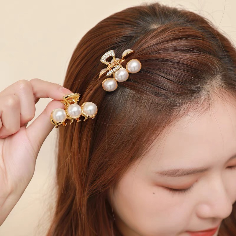 Kẹp Tóc Nửa Đầu Đính Hạt Siêu Xinh