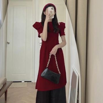 Áo Dài Nhung Cách Tân Tay Lồng Đèn Phối Tơ Cho Các Nàng Du Xuân