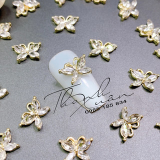 [charm nail] charm bướm mẫu mới