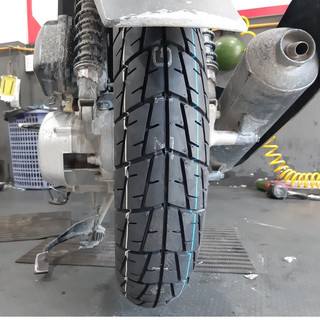 Vỏ Dunlop 120/80-16 gai K330A gắn bánh sau SHVN (	030029)