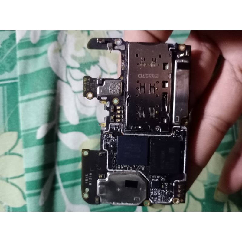 main xác oppo F7 4/64 mất nguồn