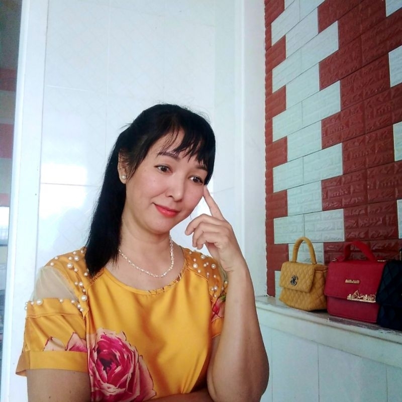 Áo kiểu lụa Latin, trẻ trung, size nhỏ từ 53 đến 63 kg