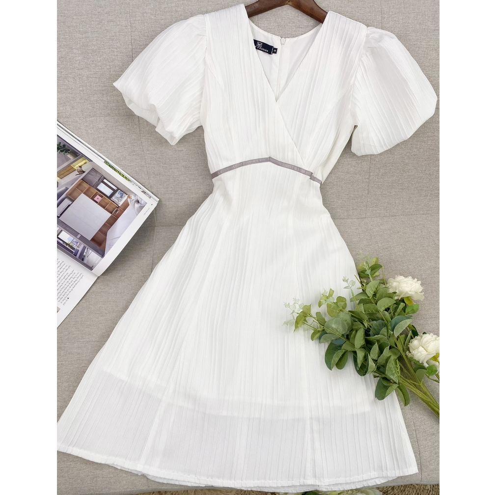 Đầm trắng công sở đẹp thanh lịch cổ v tay phồng dáng xòe nhẹ thiết kế cao cấp xinh đi làm đi tiệc eo tôn dáng – Lux W