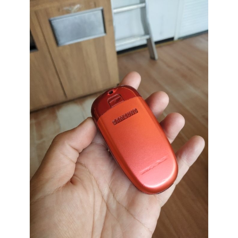 Điện thoại nắp bật Samsung X640