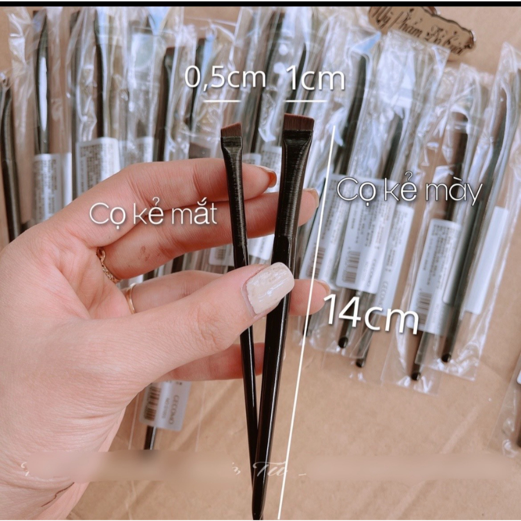 Cọ Kẻ eyeliner Loại Mảnh viền mắt- Cọ tém xéo vẽ chân mày chuyên dành cho makeup đầu mảnh dễ kẻ Hanishopmypham