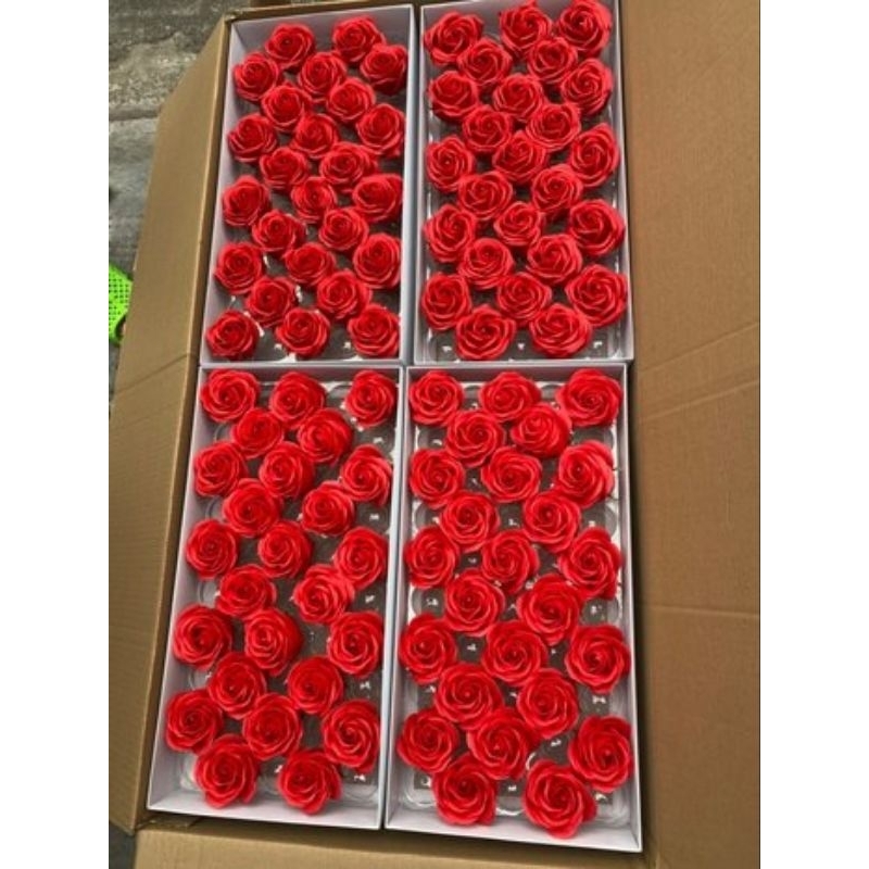 Set 50 hoa sáp thơm nhẹ, 3 lớp.