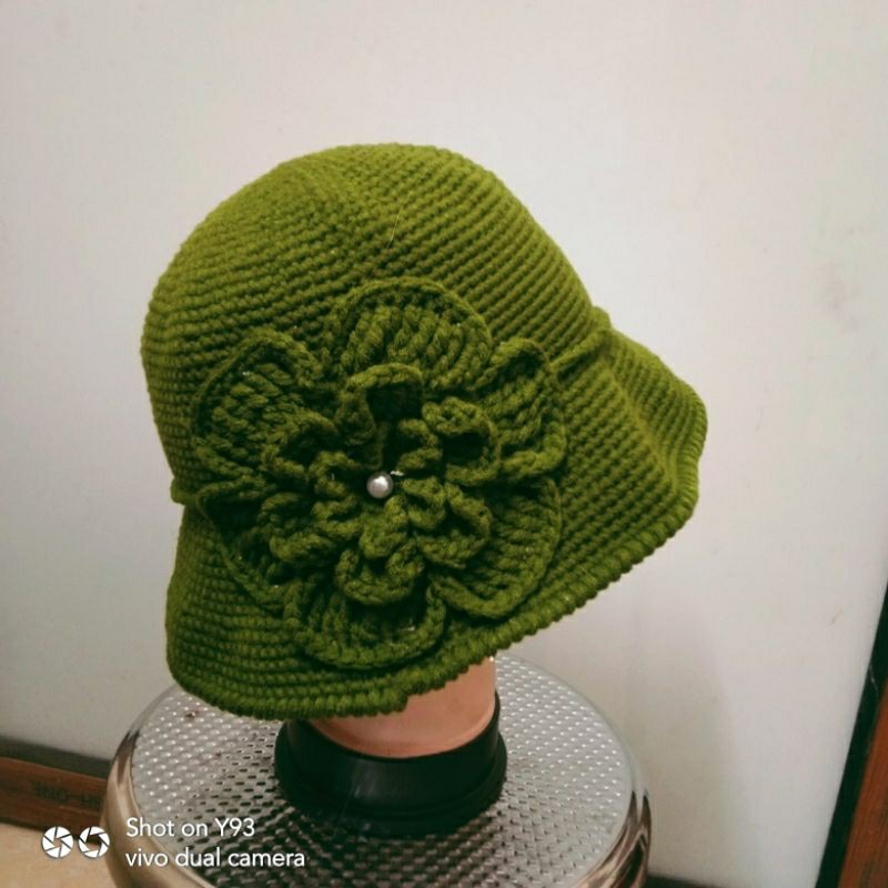 Mũ len vành rộng