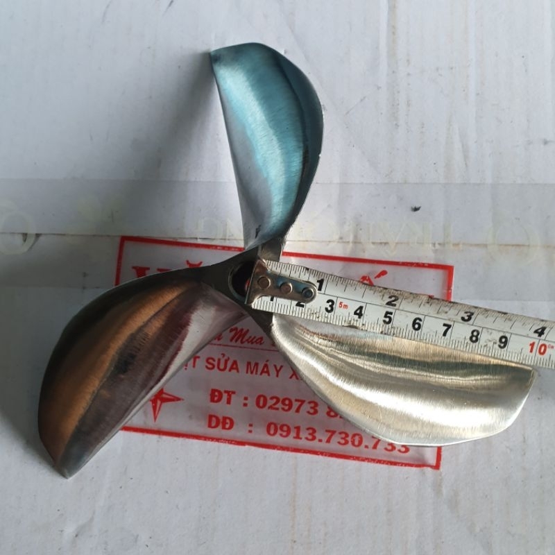 Chân vịt inox 3 cánh 6.0 và 6.5  máy nhong cốt xéo loại bóng gương  cam kết như hình giá sỉ