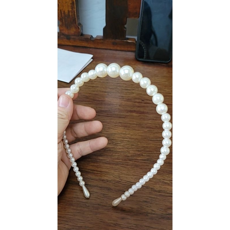 Cài tóc ngọc trai nhân tạo cho bé