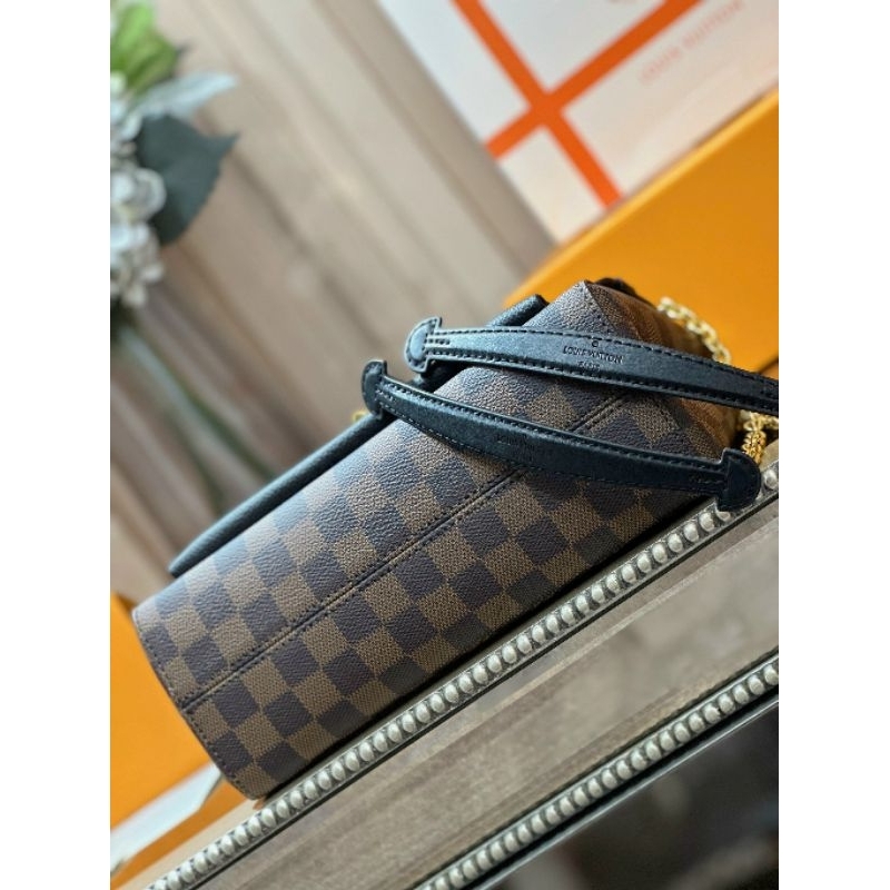 Túi xách nữ cao cấp LV VAVIN sz25cm ô nâu 3 màu (trắng, đỏ, đen)lót da lộn fullbox nam châm xịn sò