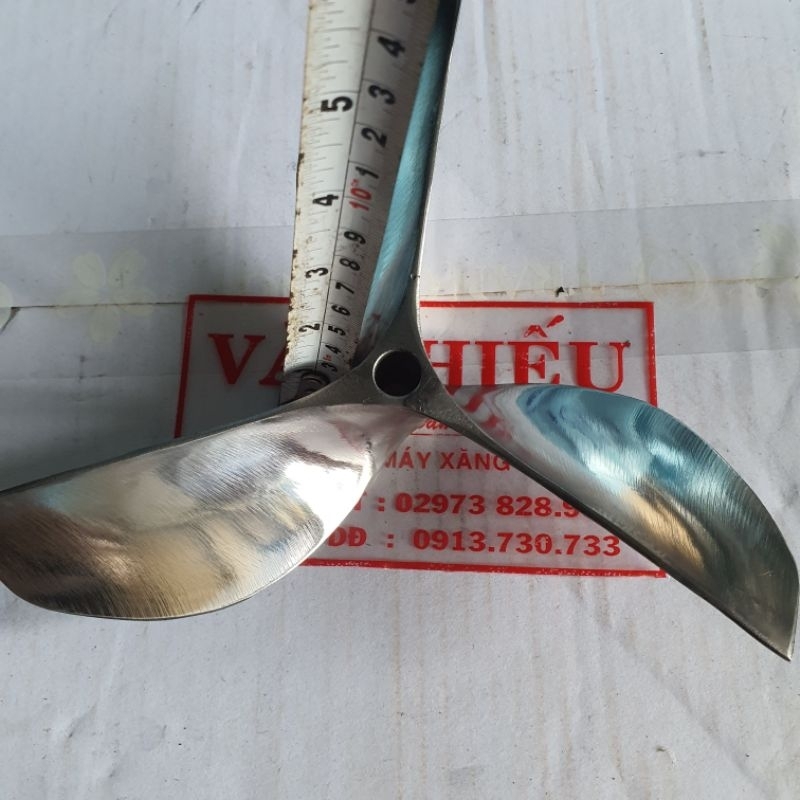 Chân vịt inox 3 cánh 6.0 và 6.5  máy nhong cốt xéo loại bóng gương  cam kết như hình giá sỉ