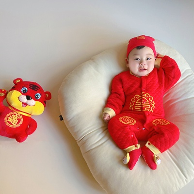 Body trần bông sắc đỏ diện Tết KÈM MŨ LEN  VÀ TẤT cho bé