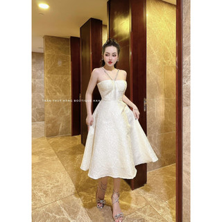 Váy gấm cổ yếm dây chữ v 090123