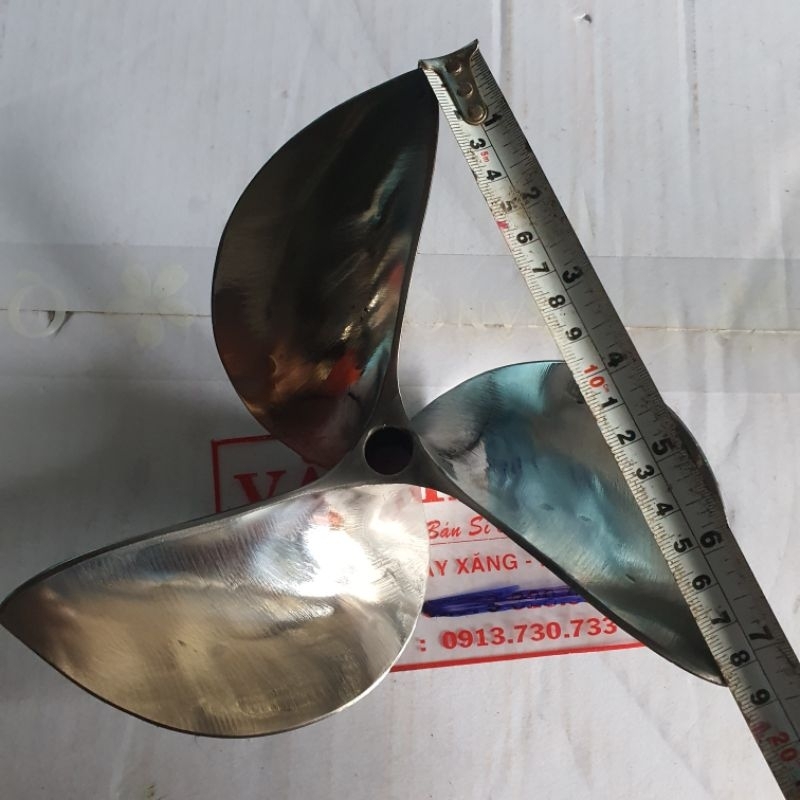 Chân vịt inox 3 cánh 5.0 và 5.5 cano máy nhong cốt xéo loại bóng gương  cam kết như hình giá sỉ