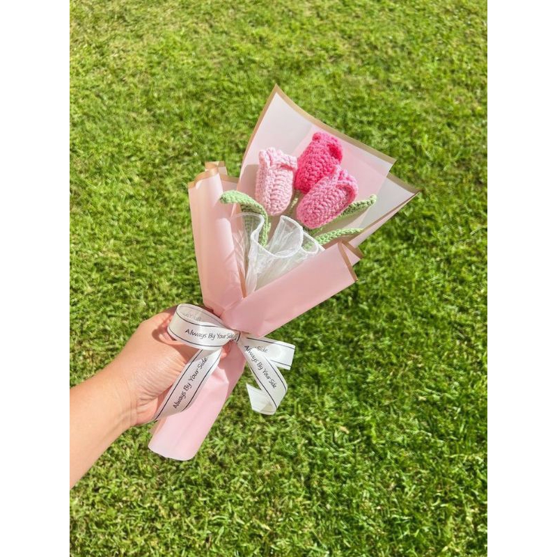 Bó hoa tulip 3 bông bằng len xinh xắn dùng làm quà tặng, đồ trang trí ,sinh nhật,lễ tiện lợi mà đẹp
