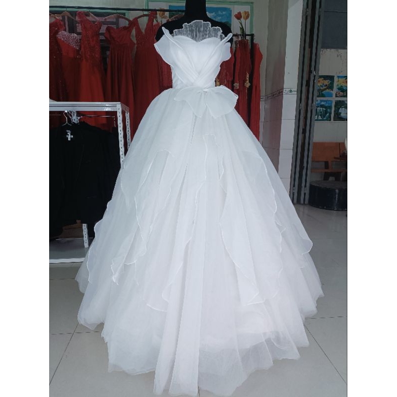 bán và cho thuê áo cưới cao cấp xoè to, nhẹ