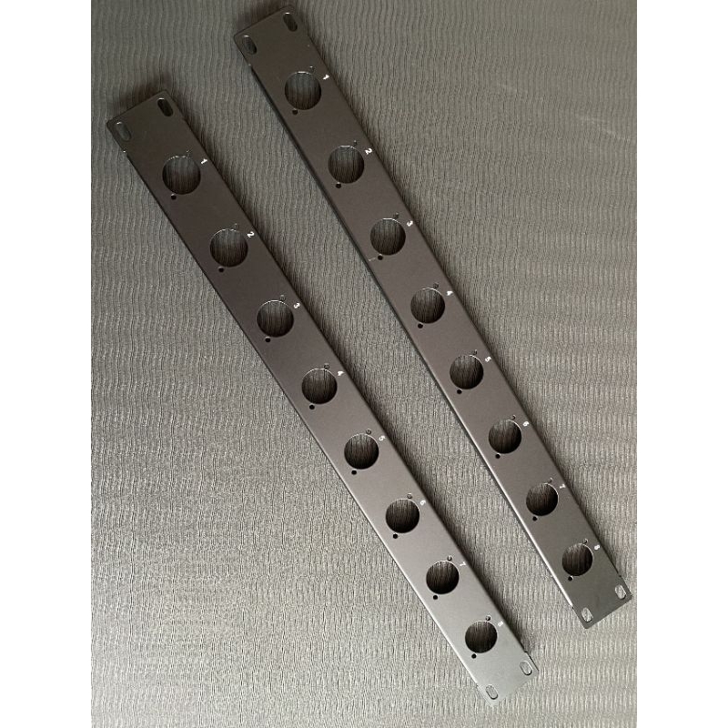 Thanh Panel Bắt Jack Loa ,jack tín hiệu, jack nguồn. Mã 8 lỗ không jack hàng dày loại 1