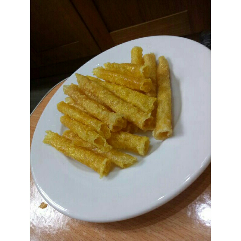 Vỏ ram Hà Tĩnh cuốn sẵn, Bánh ram Hà Tĩnh cuốn sẵn màu vàng Dasavi ăn kèm nem nướng Nha Trang và món cuốn tuyệt ngon