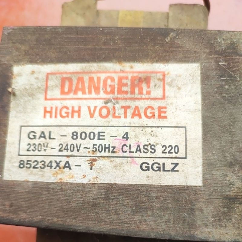 Biến áp lò vi sóng cũ