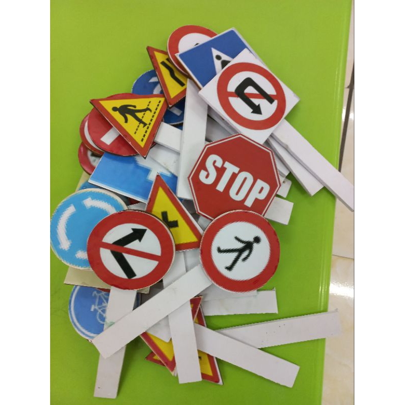 Biển báo giao thông