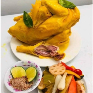 Gà ta ủ muối nguyên con