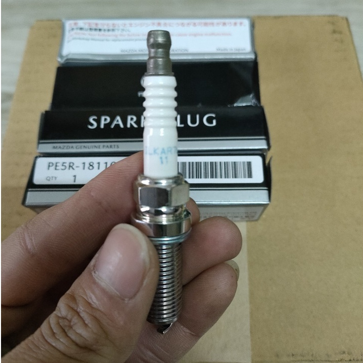 Bugi Đánh Lửa PE5R-18110A ILKAR7L11 Cho Mazda 2 3 6 CX3 CX5 CX8 CX30 CX9 2015-2022 hàng chính hãng
