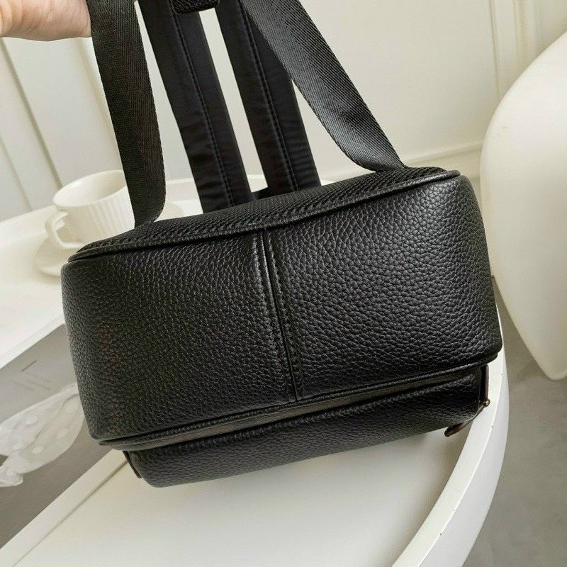 Ba lô Coach mini da thật xịn xò