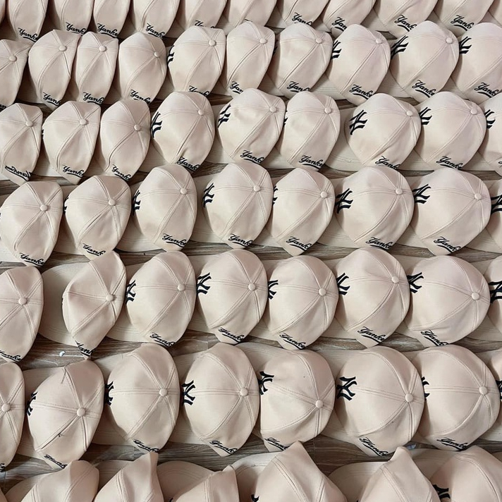 Mũ Lưỡi Trai Kem Thêu Yankees - LT24