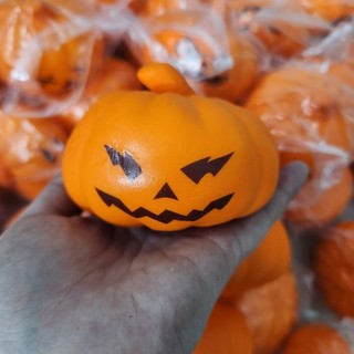 Squishy bí đỏ Halloween