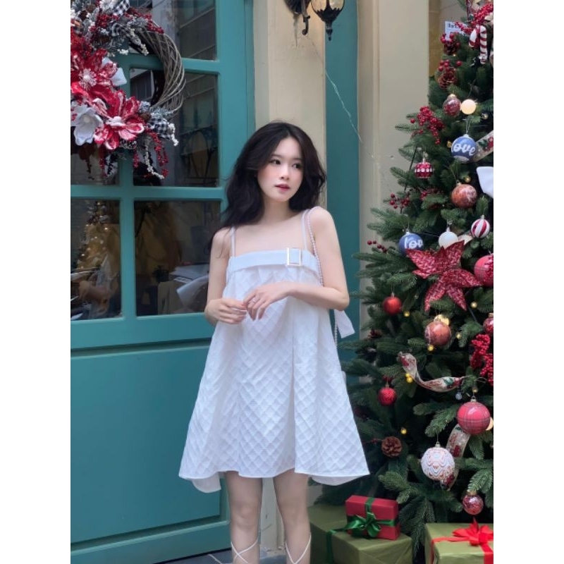 Đầm 2s doll xô kèm belt trắng