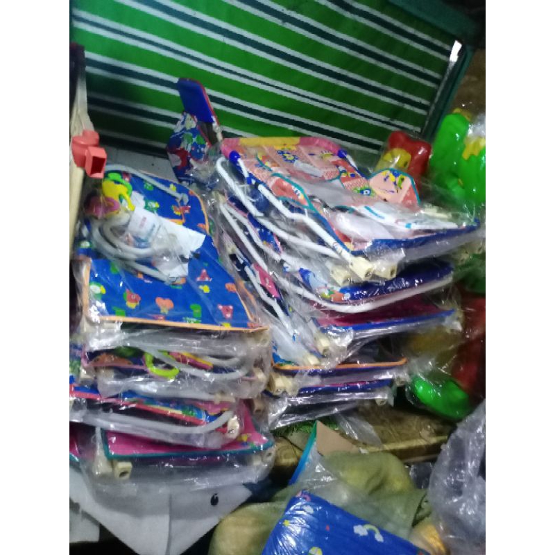 Áo vải thay cho áo xe nằm ăn bột Hoàng Thành không mui