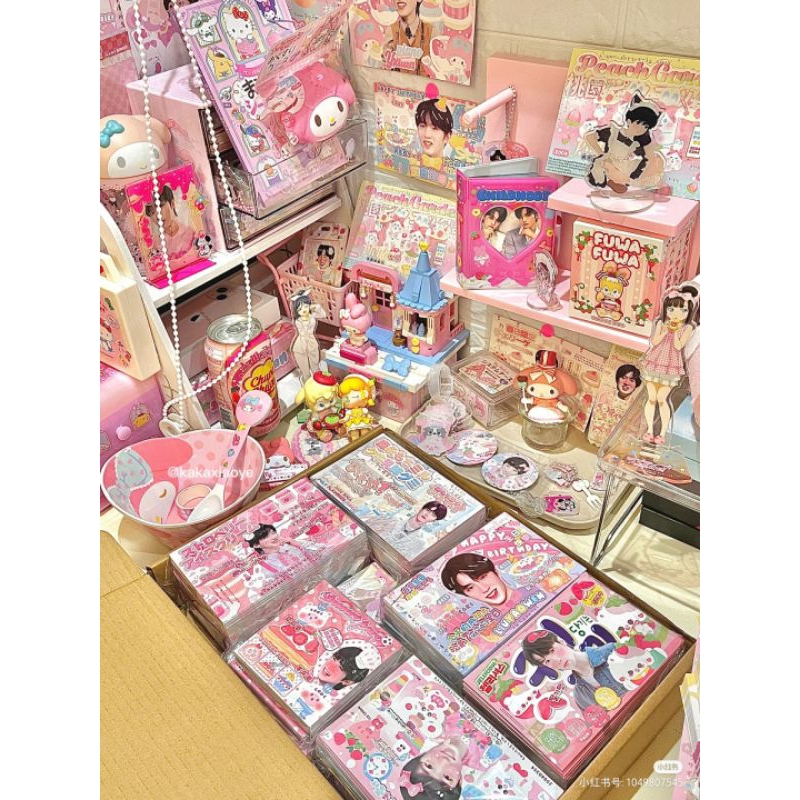 Lucky Box TNT - Hàng có sẵn