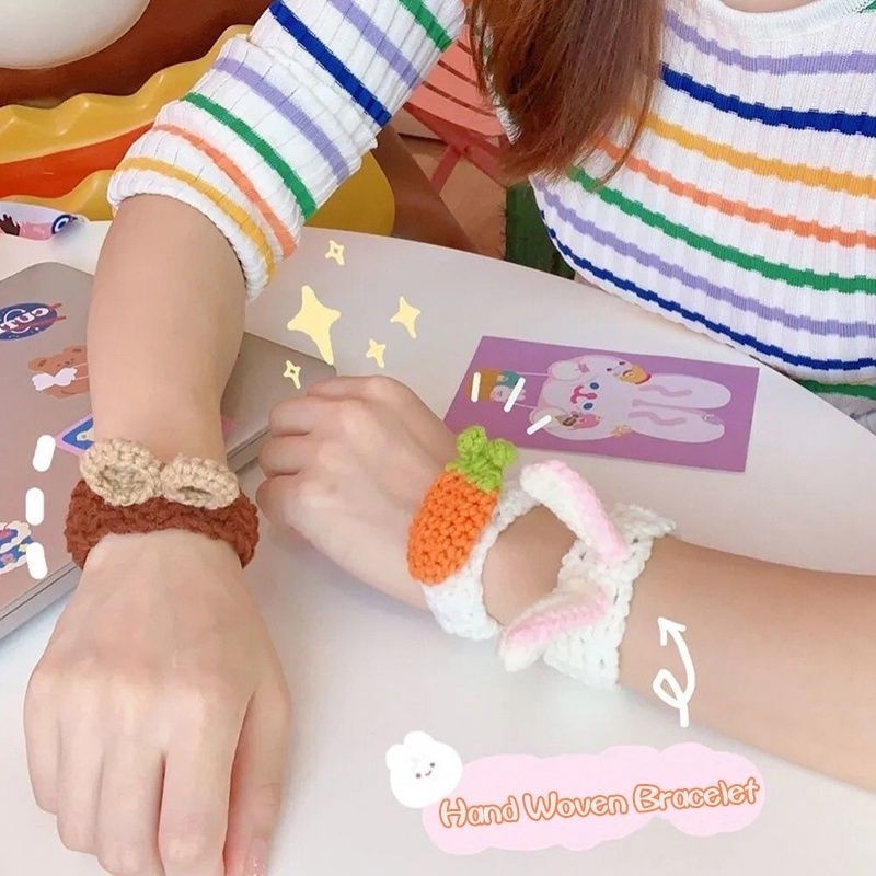 Vòng Đeo Tay Đan Len hình ếch/thỏ/cà rốt