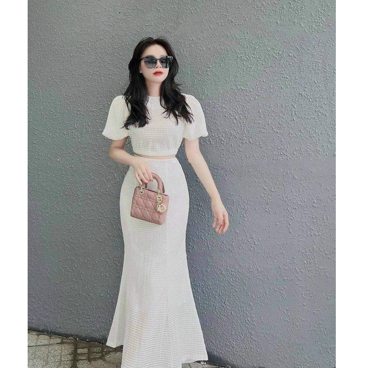 Chân váy dài đuôi cá và áo tay phồng (có lót trong) màu đầm trắng kiểu đầm dự tiếc sang trọng thời trang nữ ARAVA