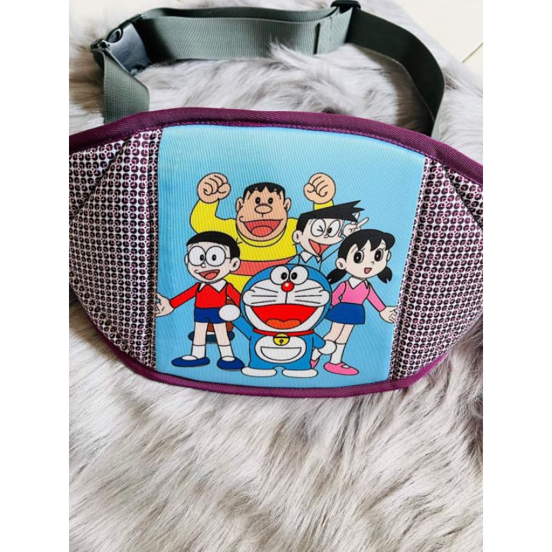 Đai đi xe máy an toàn cho bé