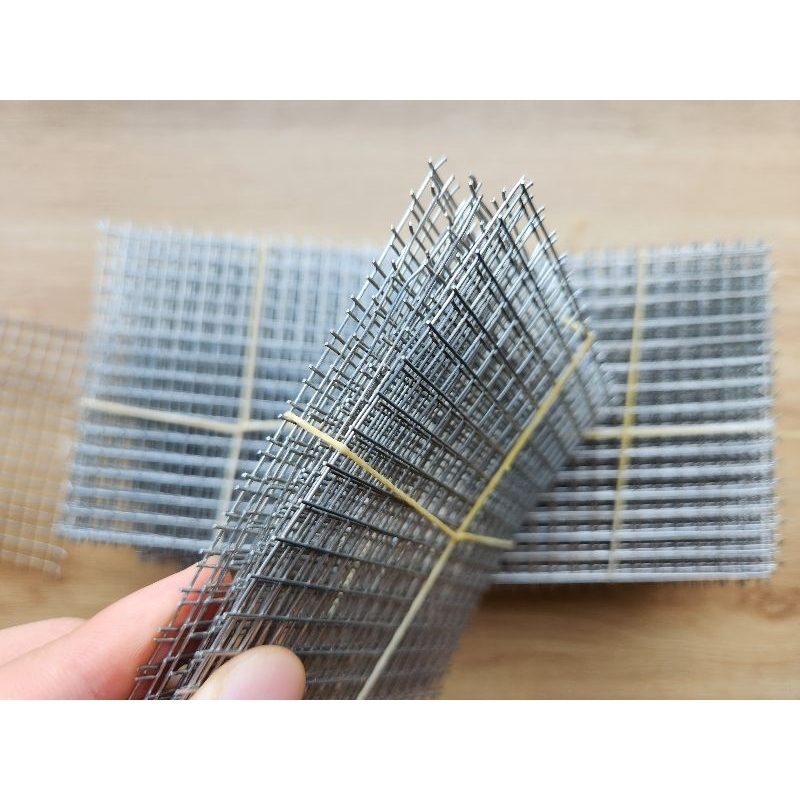 Vỉ ươm rêu inox 10x10 cm.