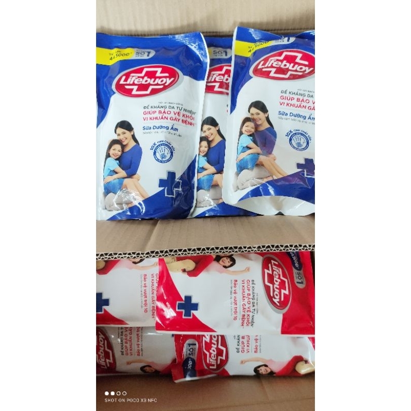 Sữa tắm Lifebuoy mẫu mới chai 1.1kg