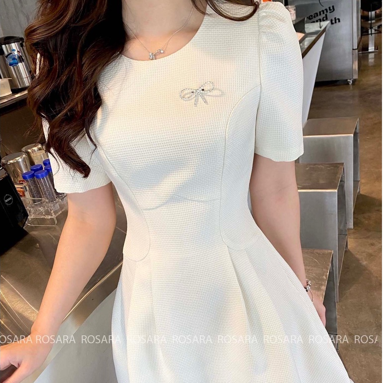 Ghim Tag Cài Áo Hình Nơ Đính Đá Phối Đồ Thời Trang Nữ Rosara