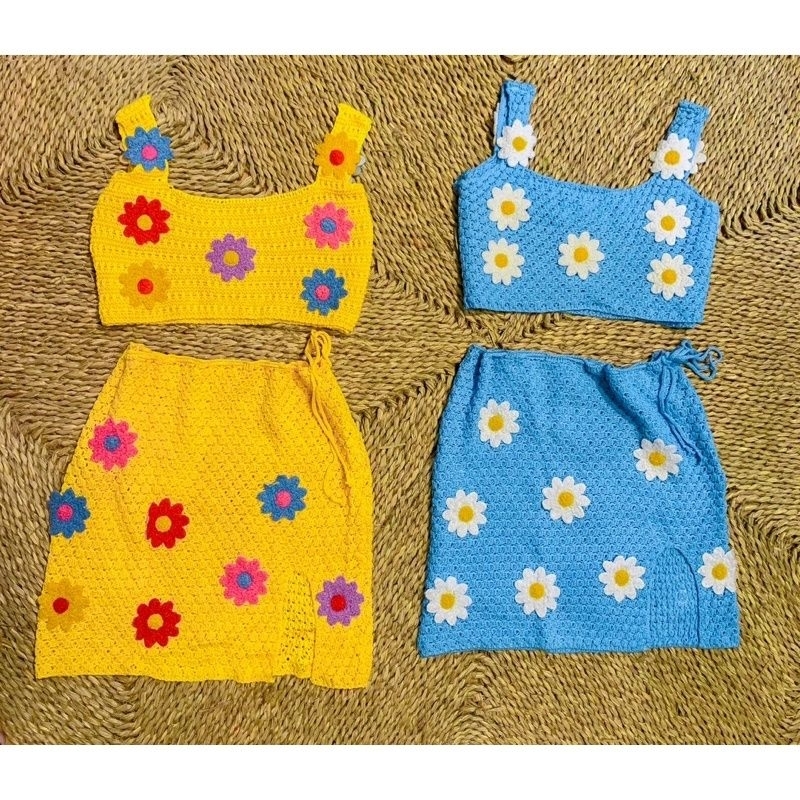 Set Áo Váy Len Hoa Cúc Crop Top Cover Up Đi Biển