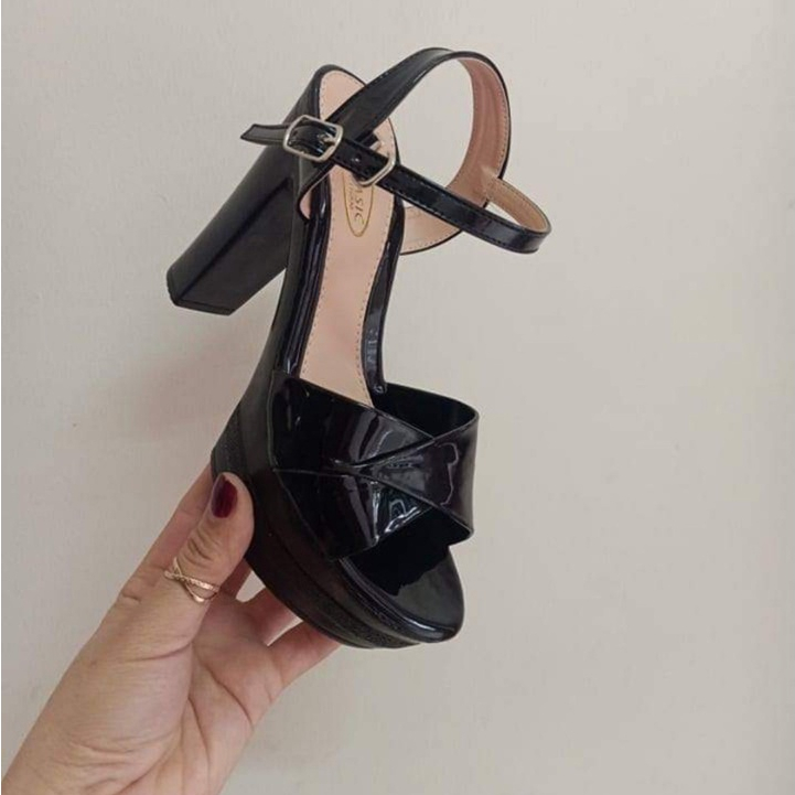 Giày sandal nữ cao gót siêu nhẹ gót vuông cao 12 phân đế đúc nguyên khối