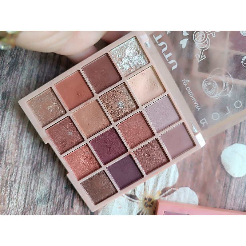 phấn mắt nhiều màu giá chỉ 19k