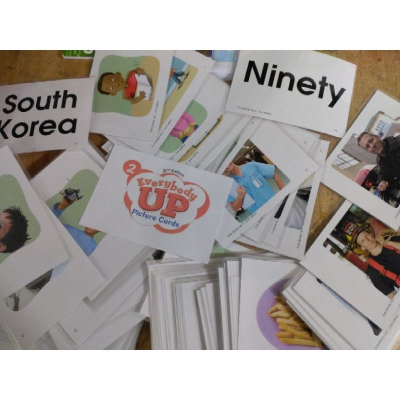 Flashcard Everybody Up 2 bản 2nd  ÉP plastic