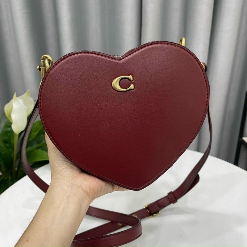 Túi C*oach trái tim da thật xinh xắn