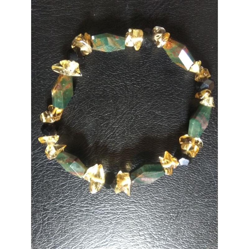 Vòng tay đá mix tA vụn