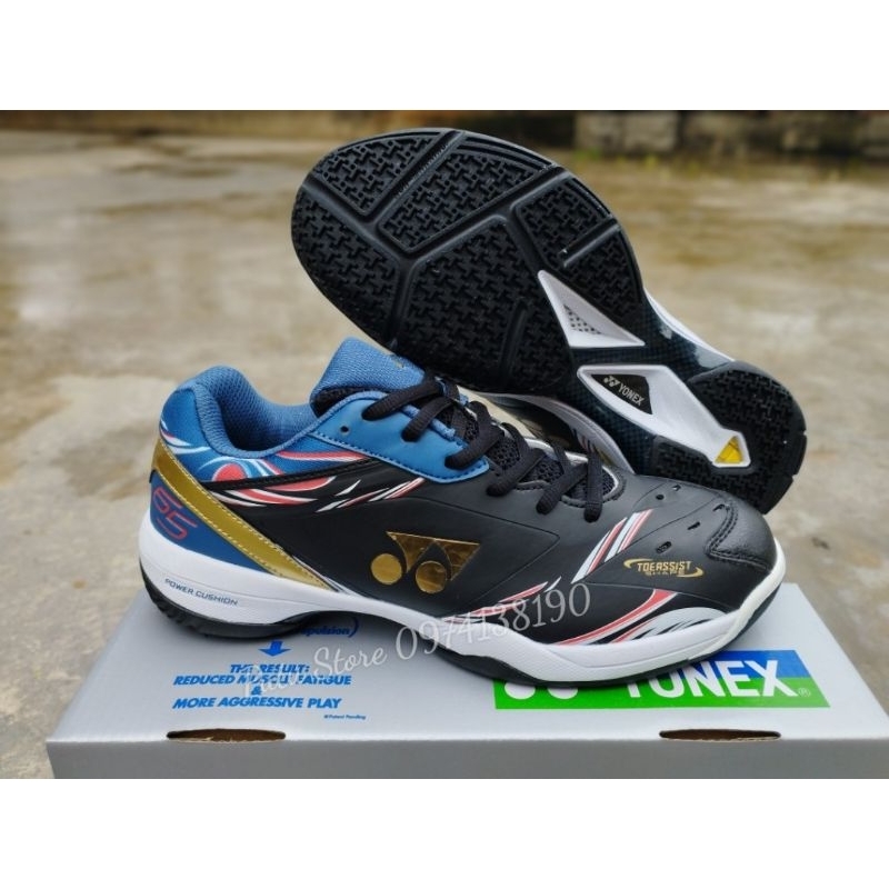 Giày cầu lông giá rẻ