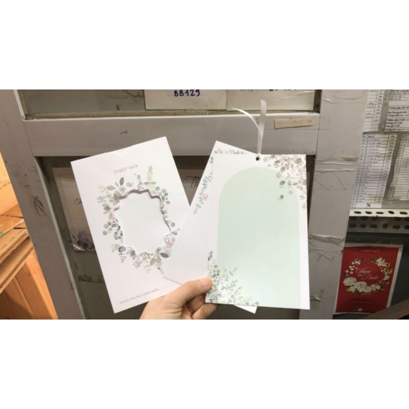 THIỆP KÈM PHONG BÌ MỚI