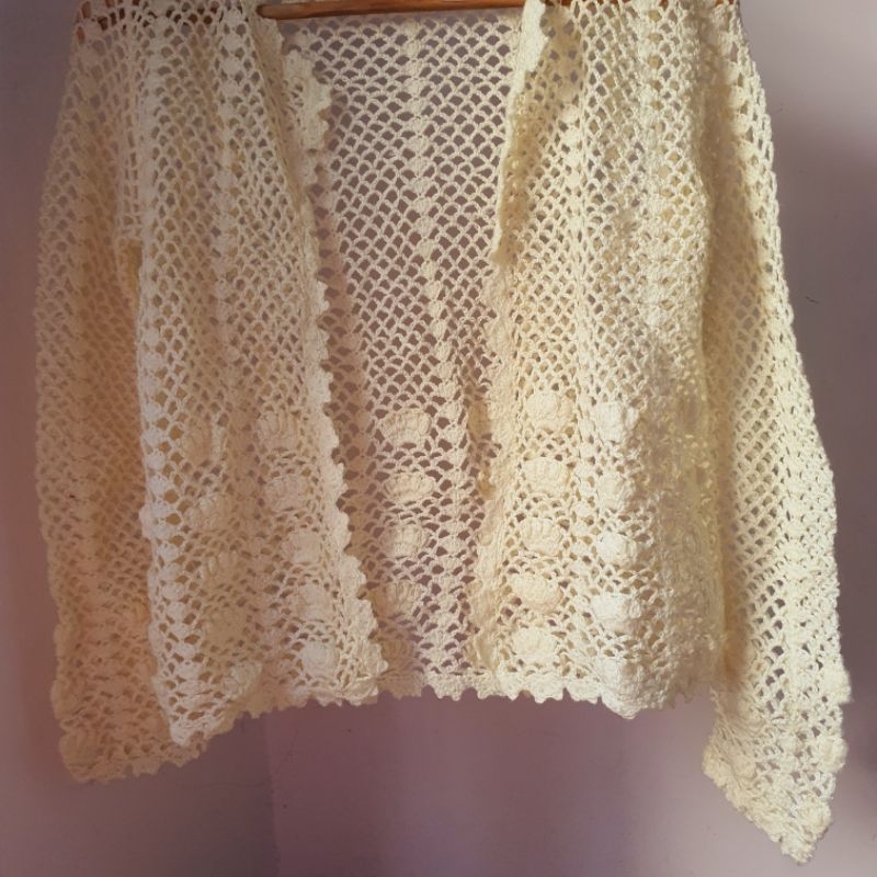 Áo crochet len vàng pastel vintage Nhật - em và nắng